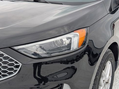 Used 2023 Ford Edge SEL image 16