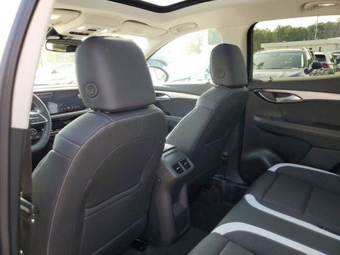 New 2026 Buick Envision Sport Touring image 7