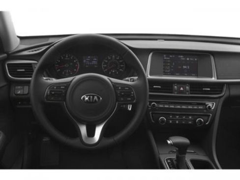 Used 2018 Kia Optima S w/ Panoramic Sunroof Package image 10