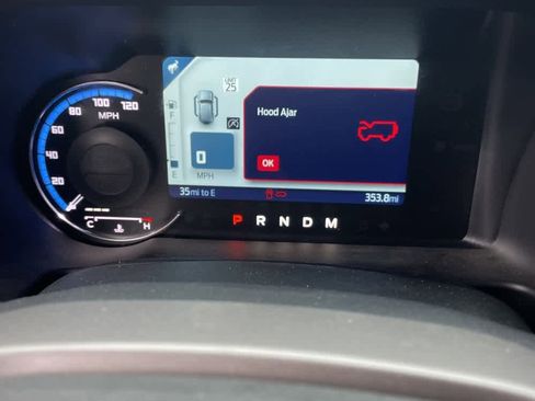 Used 2023 Ford Bronco Outer Banks image 15