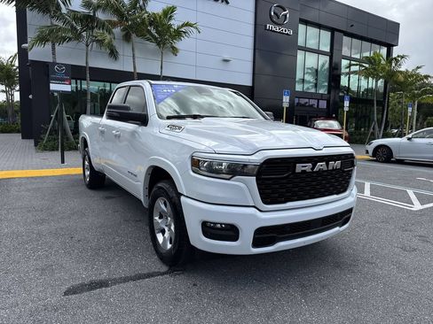 Used 2025 RAM 1500 Big Horn AWD/4WD image 7