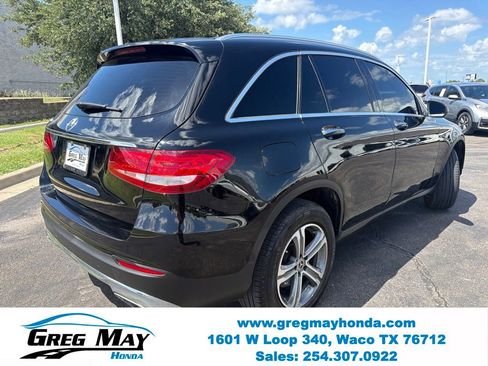 Used 2019 Mercedes-Benz GLC 300 image 3