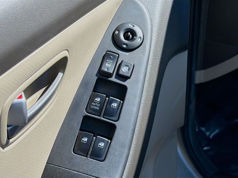 Used 2009 Hyundai Elantra GLS image 21