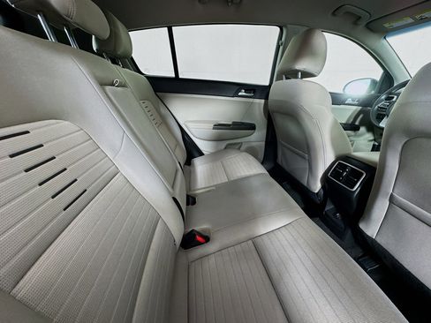 Used 2022 Kia Sportage LX w/ LX FWD Value Edition Package image 26