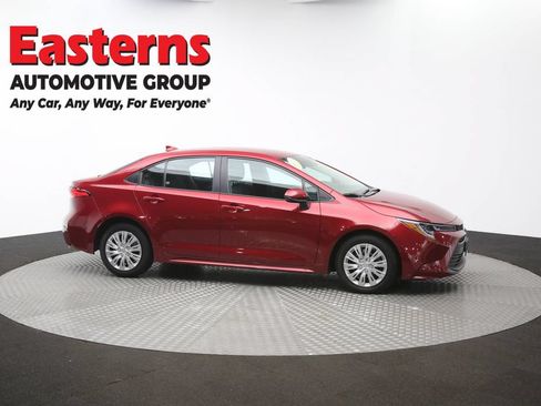 Used 2025 Toyota Corolla LE FWD image 46