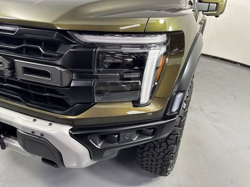 Used 2025 Ford F150 Raptor AWD/4WD image 29