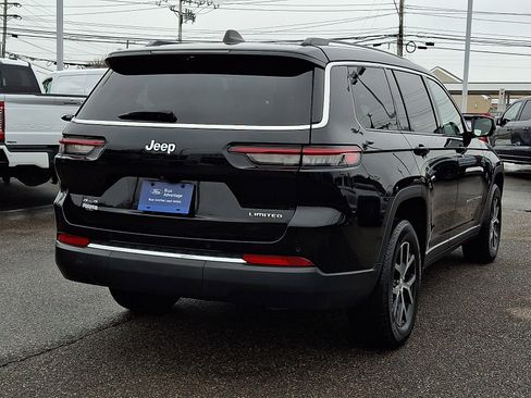 Used 2023 Jeep Grand Cherokee L Limited w/ Luxury Tech Group II image 10