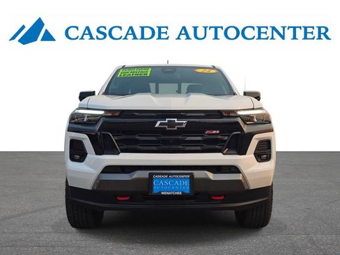 Certified 2024 Chevrolet Colorado Z71 w/ Z71 Convenience Package 2 AWD/4WD image 13