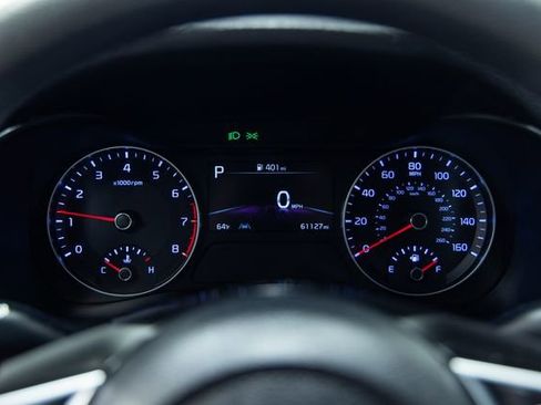 Used 2023 Kia Forte LXS image 2