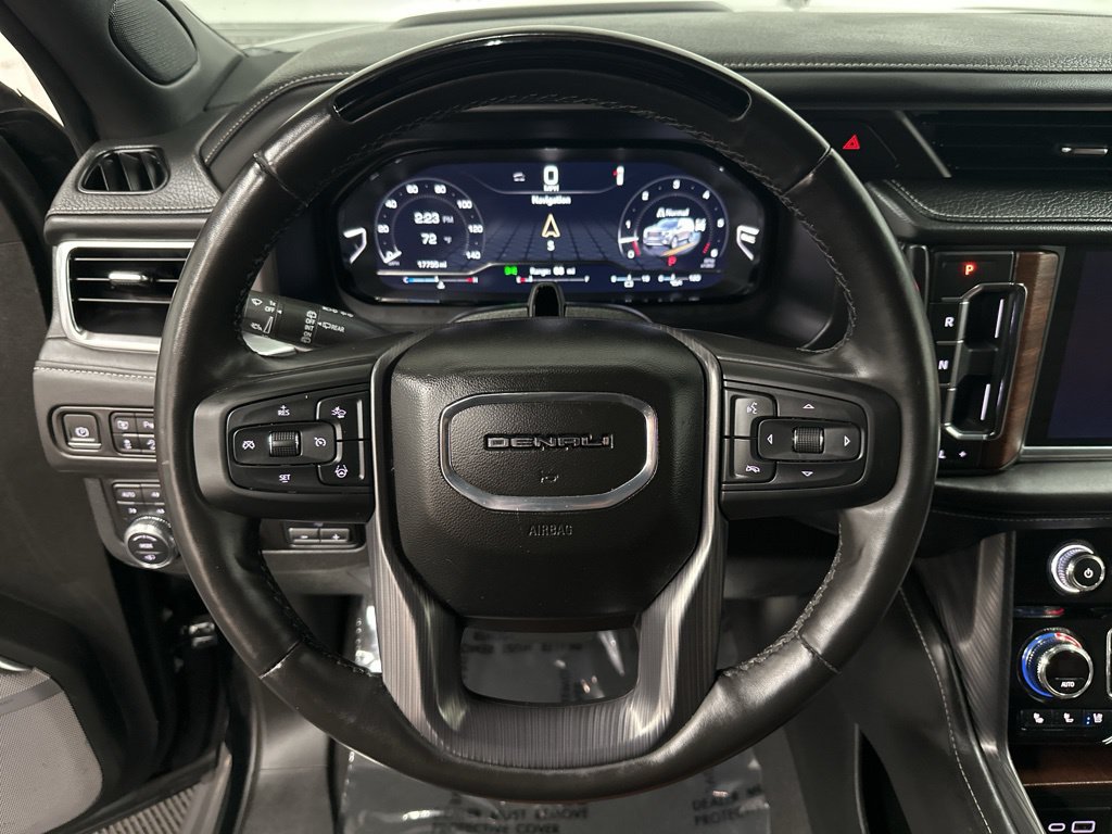 Used 2024 GMC Yukon Denali Ultimate AWD/4WD image 13