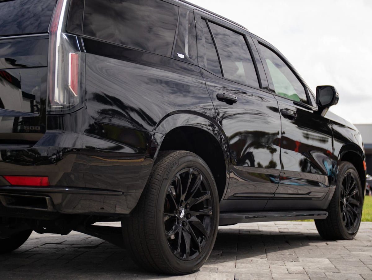 Used 2021 Cadillac Escalade Sport w/ LPO, ONYX Package RWD image 14