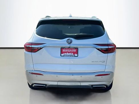 Used 2019 Buick Enclave Essence AWD/4WD image 7