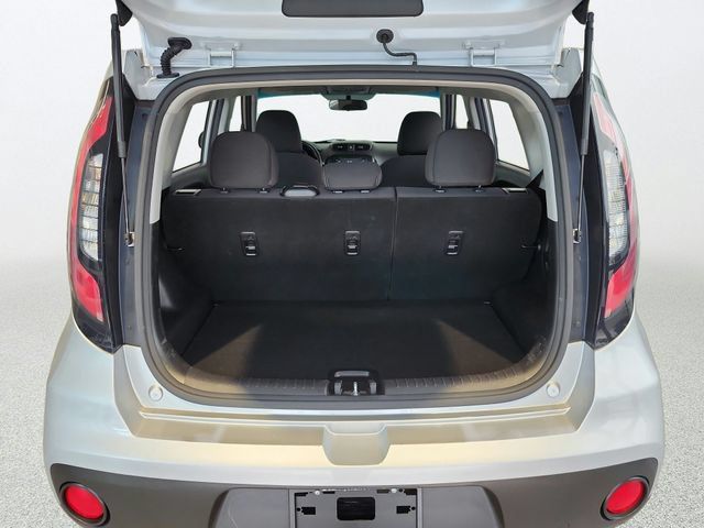 Used 2019 Kia Soul FWD image 25