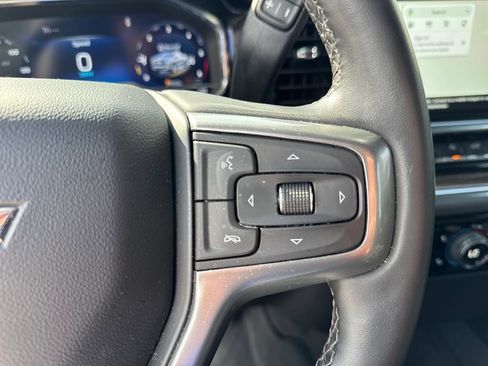 Used 2023 Chevrolet Silverado 1500 LT AWD/4WD image 23