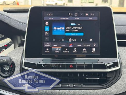 Used 2022 Jeep Compass Latitude w/ Sun and Sound Group image 17