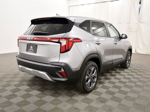 Certified 2026 Kia Seltos LX AWD/4WD image 8