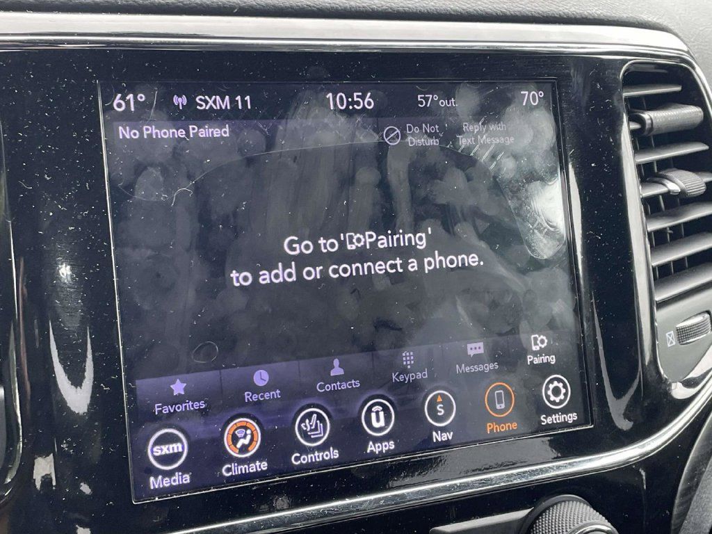 Certified 2020 Jeep Grand Cherokee Altitude AWD/4WD image 32