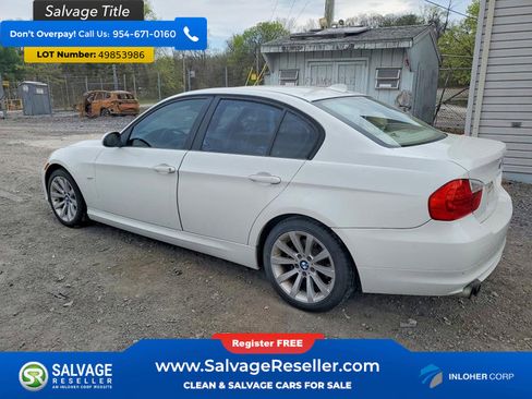 Used 2011 BMW 328i Sedan image 3