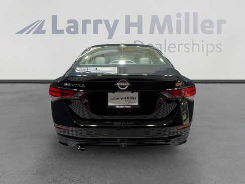 New 2025 Nissan Sentra SR w/ SR Premium Package image 4