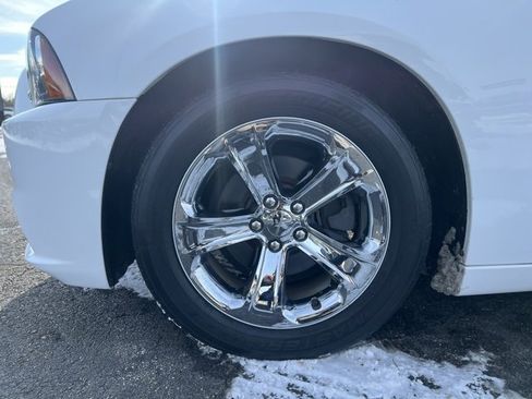 Used 2012 Dodge Charger SXT Plus image 15