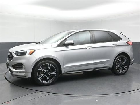 Certified 2019 Ford Edge ST w/ Convenience Package image 4