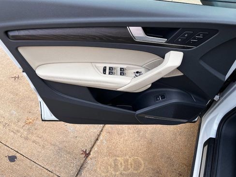 Used 2020 Audi Q5 2.0T Premium Plus image 8
