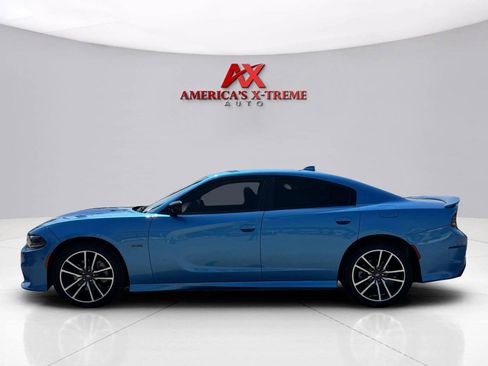 Used 2023 Dodge Charger R/T RWD image 2