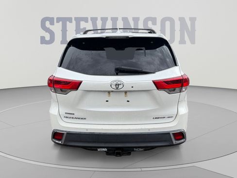 Used 2018 Toyota Highlander Limited AWD/4WD image 4