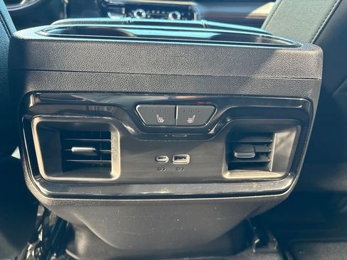 Certified 2022 GMC Sierra 1500 AT4 w/ AT4 Premium Package AWD/4WD image 15