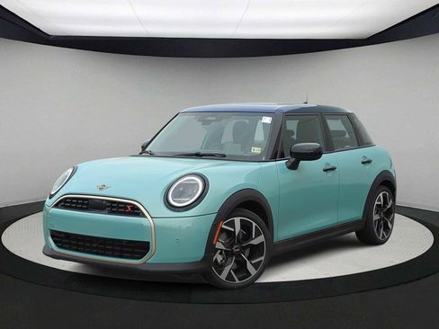 Used 2025 MINI Cooper S image 1