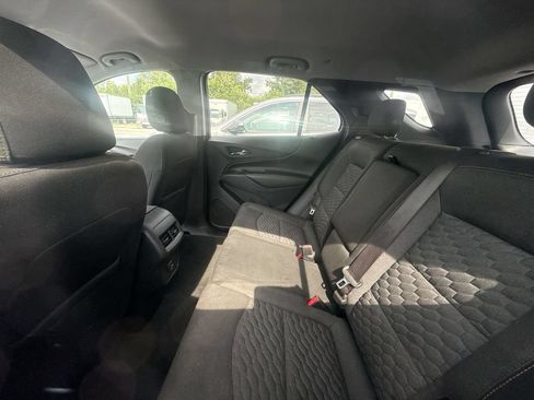 Used 2019 Chevrolet Equinox LT FWD image 9