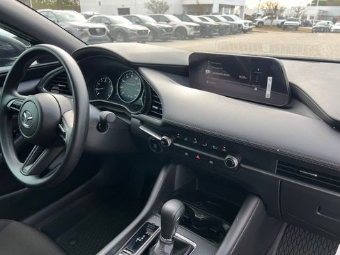 Certified 2025 MAZDA MAZDA3 s image 28