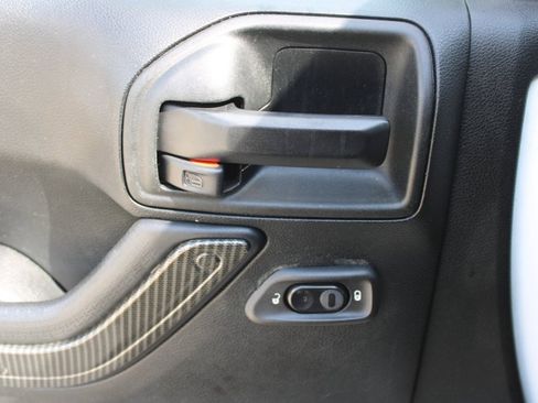 Used 2017 Jeep Wrangler Unlimited Sport w/ Quick Order Package 24S image 10