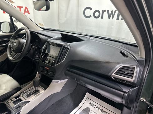 Used 2023 Subaru Forester Base image 13