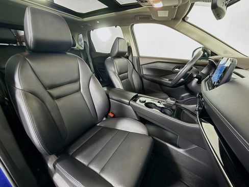 Certified 2022 Nissan Rogue SL w/ SL Premium Package image 31