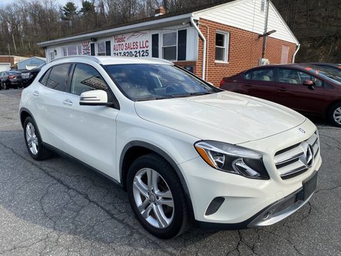 Used 2016 Mercedes-Benz GLA 250 4MATIC image 3