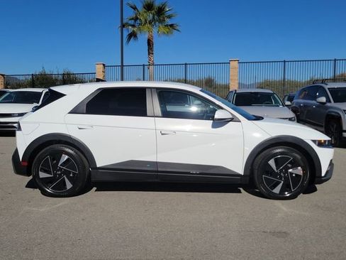 New 2026 Hyundai Ioniq 5 SE image 24