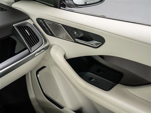 Used 2020 Jaguar I-PACE HSE image 31