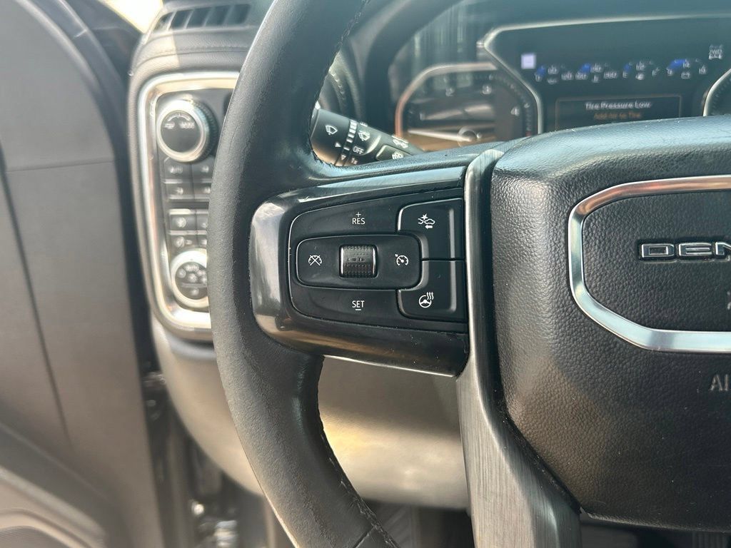Used 2020 GMC Sierra 2500 Denali w/ Denali Ultimate Package AWD/4WD image 39