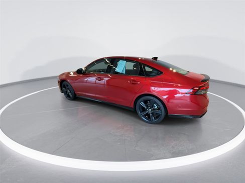 Used 2024 Honda Accord Sport image 6