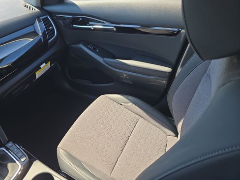 New 2026 Kia Seltos S AWD/4WD image 14