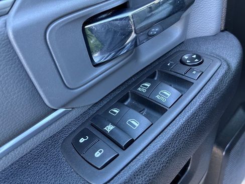 Used 2024 RAM 1500 Classic SLT image 12