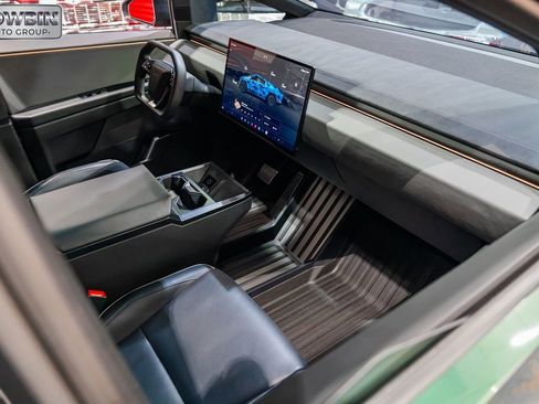 Used 2024 Tesla Cybertruck Cyberbeast AWD/4WD image 17