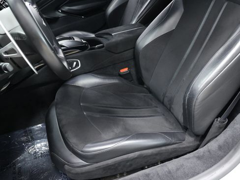 Used 2020 Aston Martin V8 Vantage Coupe RWD image 19
