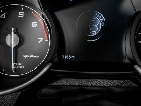 Used 2023 Alfa Romeo Giulia Sprint image 44