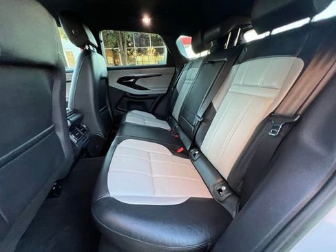 Used 2023 Land Rover Range Rover Evoque R-Dynamic S image 14