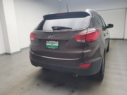 Used 2015 Hyundai Tucson SE image 7