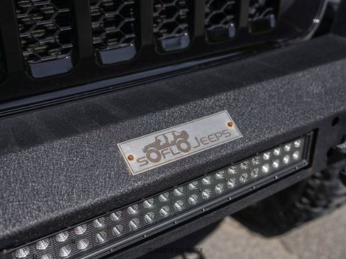 Used 2021 Jeep Gladiator Sport AWD/4WD image 82
