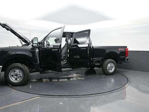 New 2025 Ford F250 XL image 44