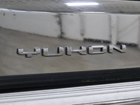 Used 2022 GMC Yukon Denali image 10